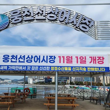 The Castle Ocean Suite Yeosu Εξωτερικό φωτογραφία