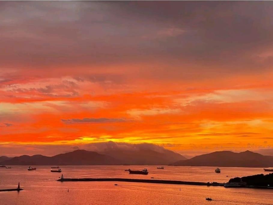 The Castle Ocean Suite Yeosu Εξωτερικό φωτογραφία